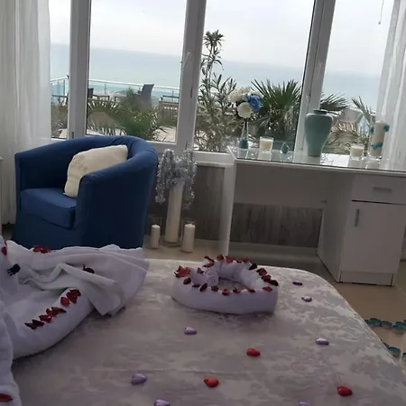 Yasemin Hotel *